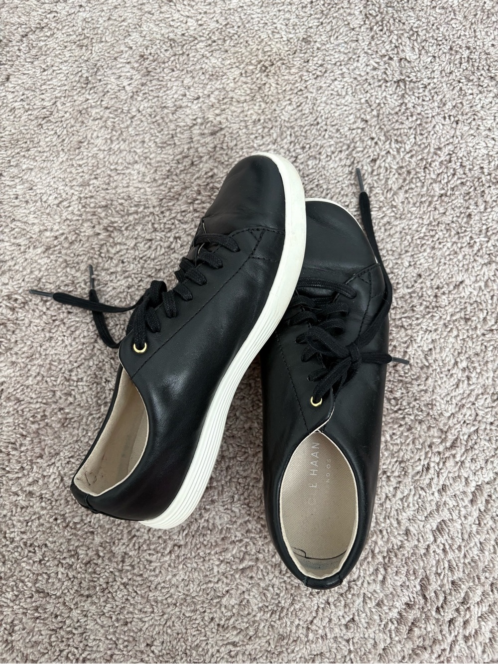 Cole Haan ZER0GRAND sneakers EUC black leather women’s 8